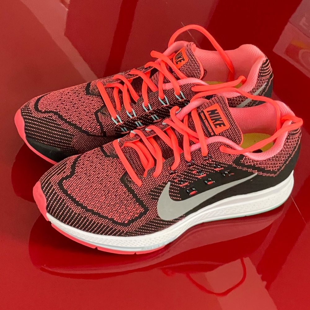Nike Running Air Zoom Tennis Shoe - NWOT - 11